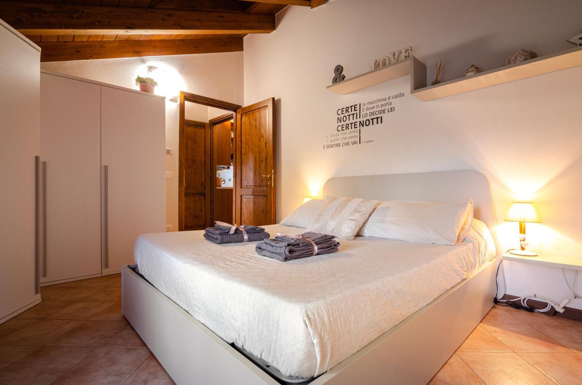 Casa Quarto Di Luna Quarto Inferiore エクステリア 写真
